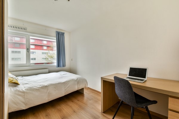 Medium property photo - Ladogameerhof 113, 1060 RE Amsterdam